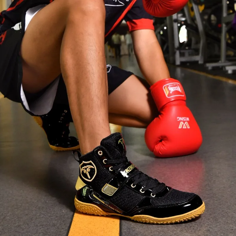 Professional Wrestling Sneakers For Mens Non-Slip Gym Training Shoe Man Unisex Men Fighting Shoes Mid-Top Boxing Shoes for Men