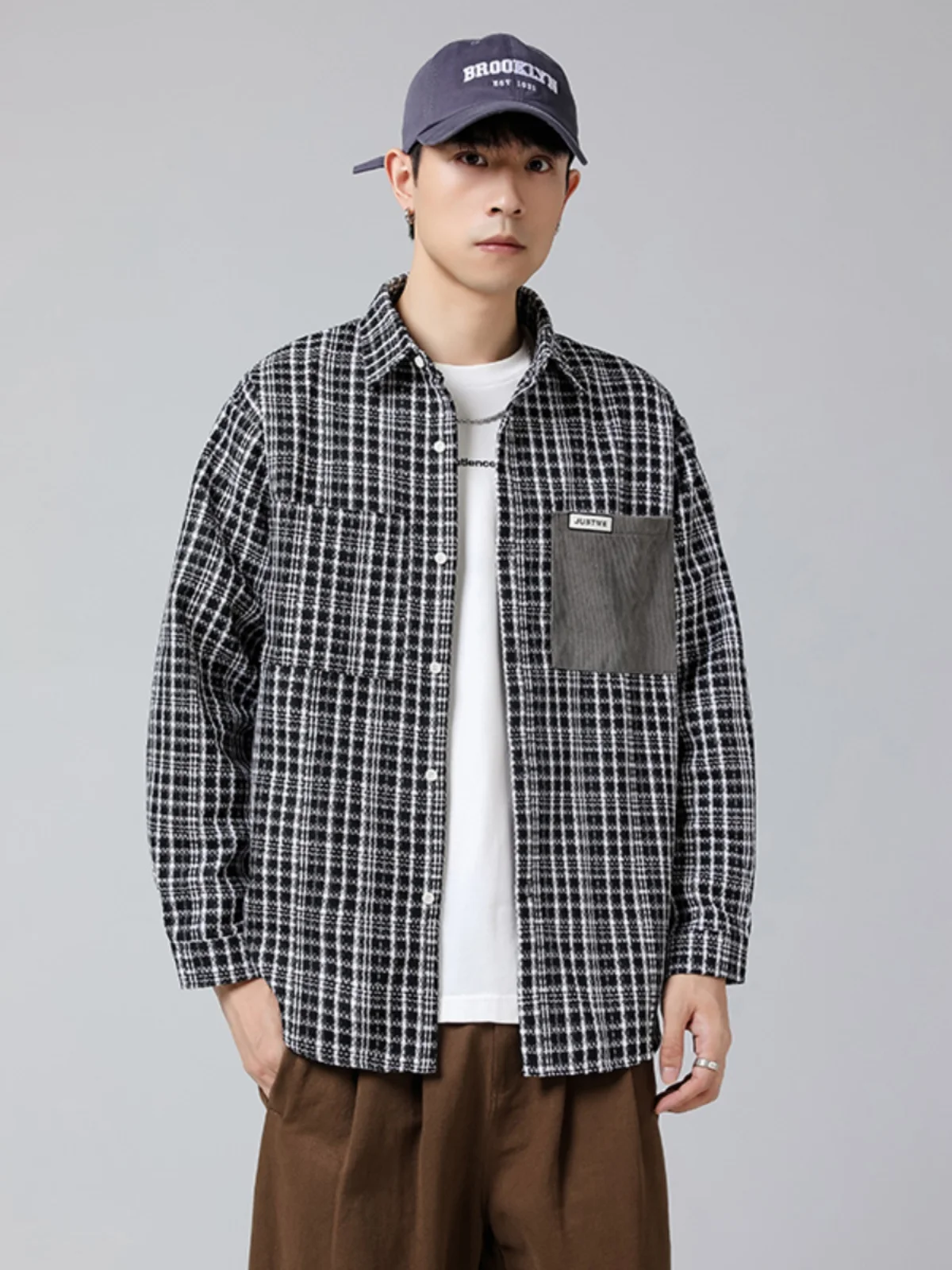 

Рубашка в клетку в американском стиле ретро, мужская рубашка с длинными рукавами, весенне-осенняя свободная повседневная верхняя одежда, молодежная модная классическая рубашка с воротником, не требующая глажки.