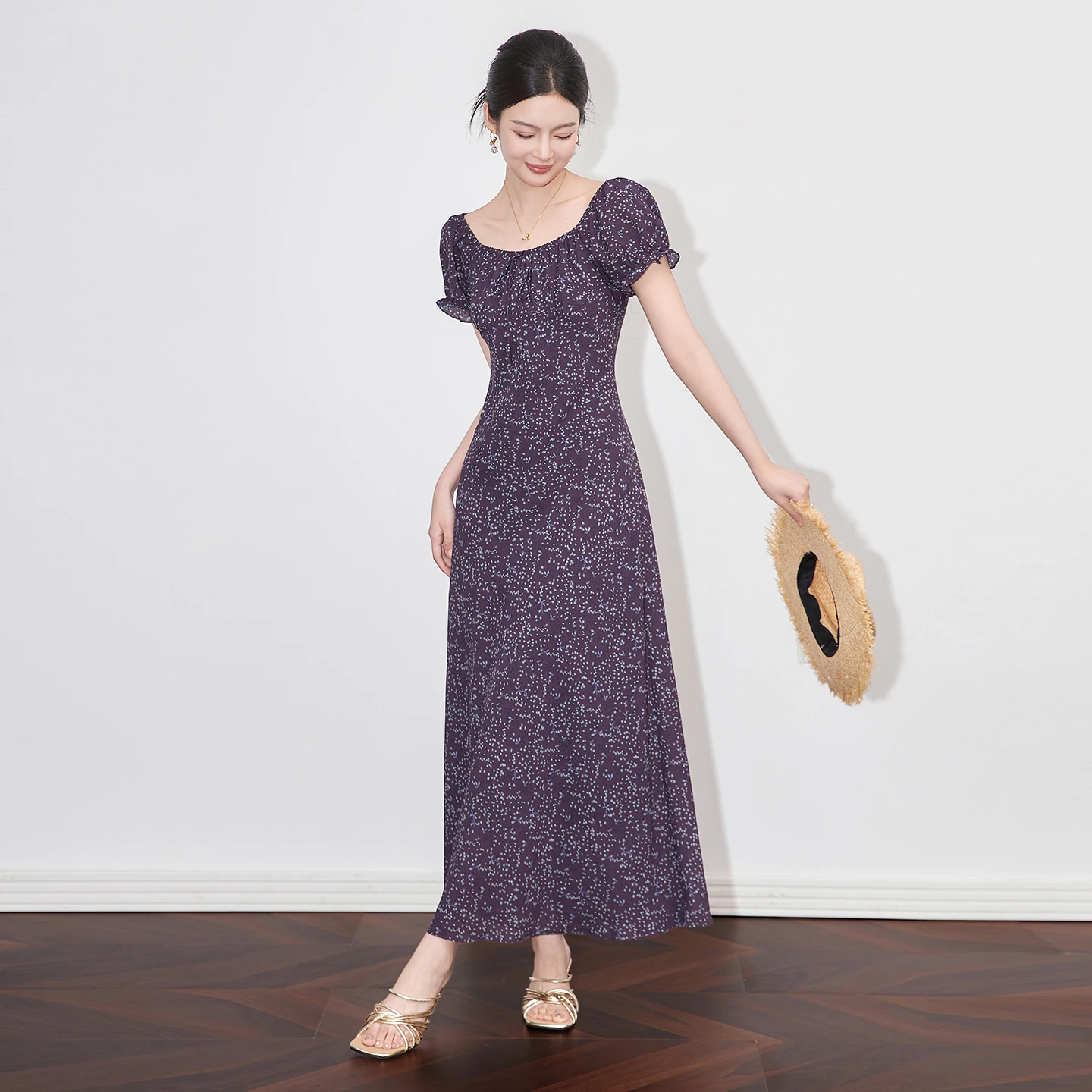 

2025 New French Romantic Bohemian Print Tie Neck Vacation Elegant Women's Summer Dress