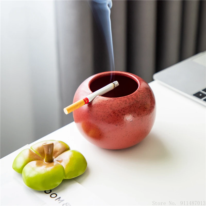 1pc Creative Portable Cute mangosteen With Cover Ashtrays Home Living Room Desktop Anti Fly Ash Ceramic Decoration 500ML Ashtray