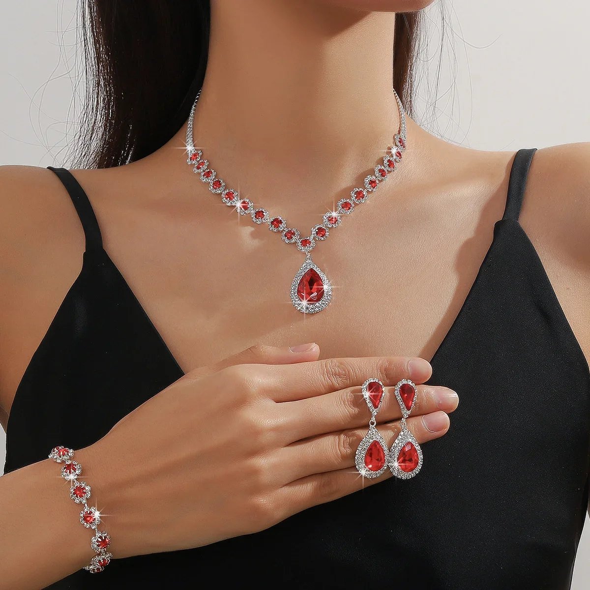 FYUAN Exquisite Red Blue Green Black Necklace Earrings Bracelet Water Drop Crystal Earrings for Wedding Jewelry Sets