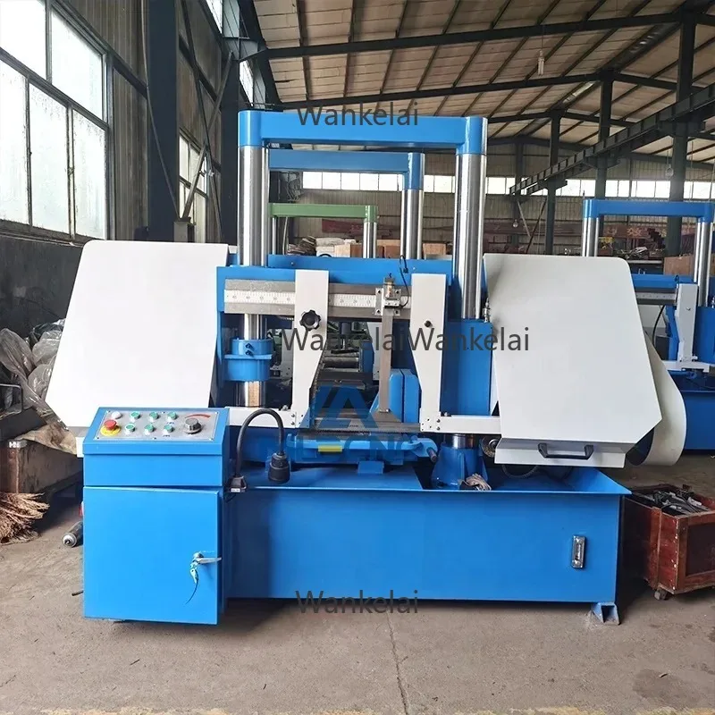 Automatic hacksaw machine from China, suitable for India. Models include the band saw GH4235 and GH4240.