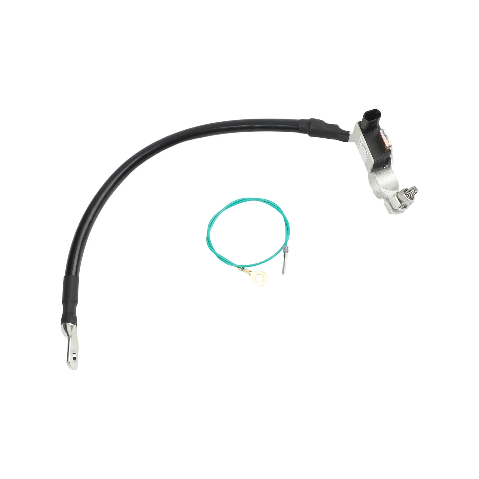 

Как показано на изображении, замена кабеля аккумулятора, подходит для конкретной модели автомобиля, совместимость с оригинальным оборудованием, замена аккумулятора в моторном отсеке.