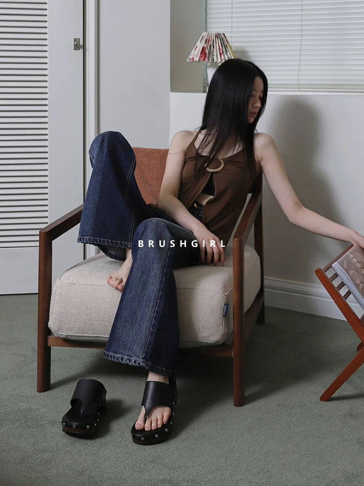 

Шлепанцы Тапочки Шлепанцы на высоком каблуке Тапочки на высоком каблуке Отдых летних каникул моря Белые черные тапочки Туфли на платформе с заклепками