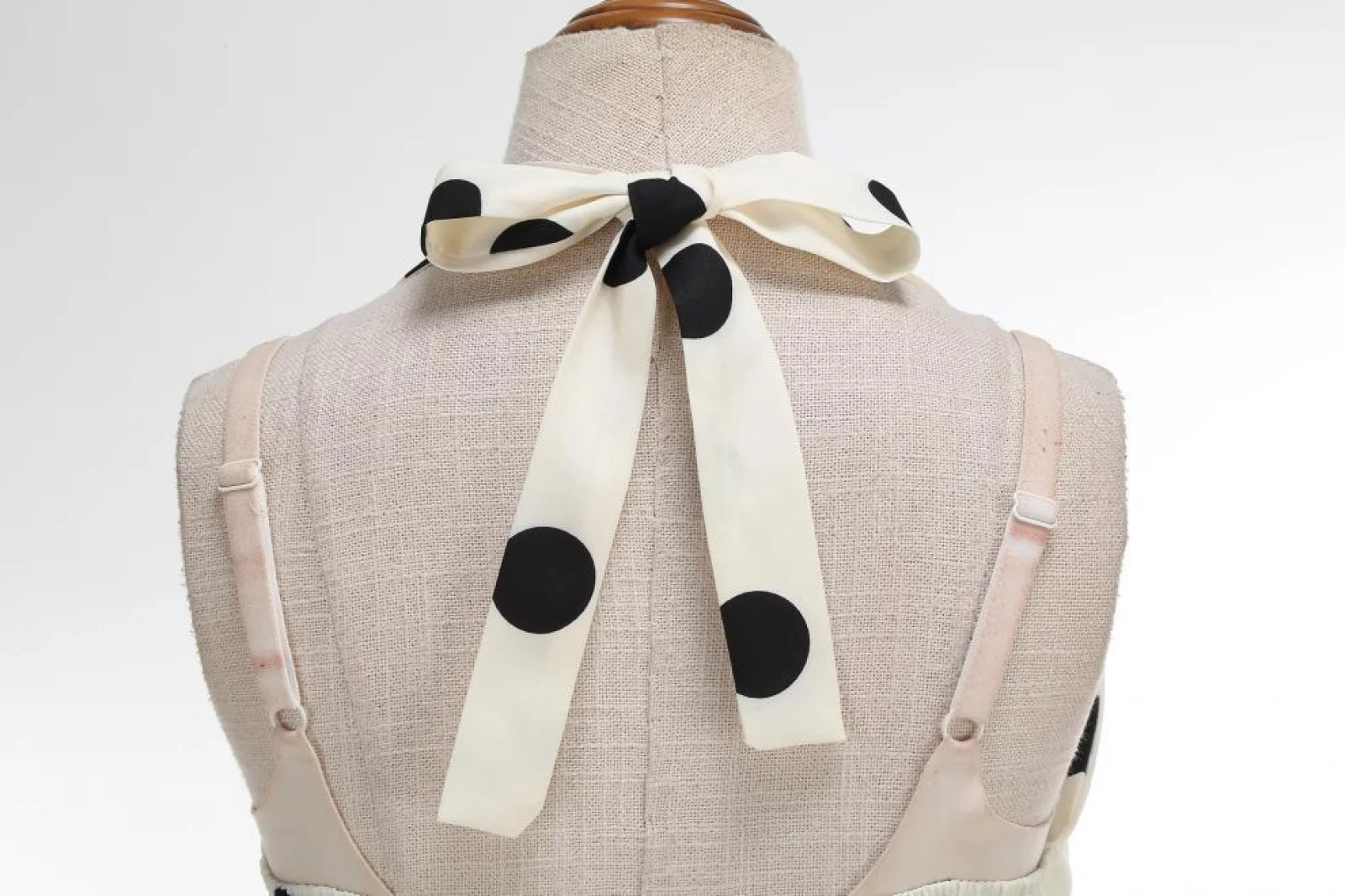 Vestido de temperamento delgado estilo Hepburn con cuello colgante para mujer de los años 70 y 80 para fiesta de Halloween