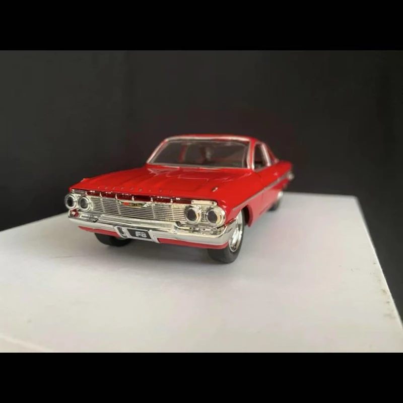 

1:24 Jada Fast &Furious Dom’s 1961 Chevy Impala Diecast Metal Alloy Model Car Chevrolet Toys For Children Gift Collection