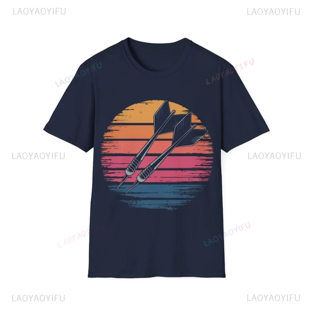 Funny Dartboard Let's Play Darts Vintage Style Shadow Graphic Printed T-Shirt Casual Fashion Loose Harajuku Hip Hop Man Tees