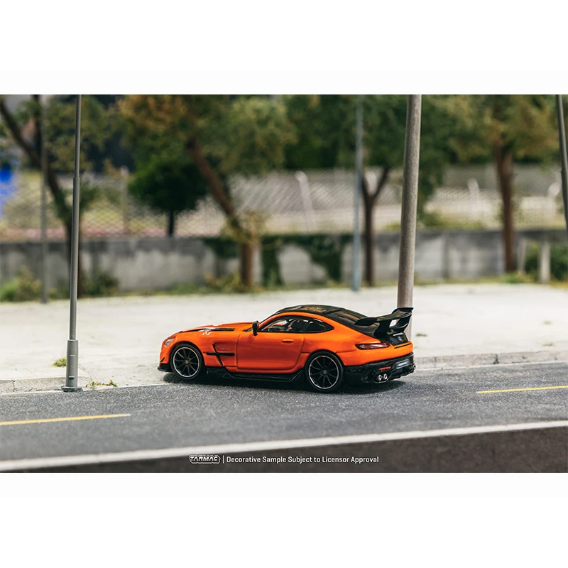 Pressa TW 1:64 AMGGT Black Series Orange Diecast Diorama collezione di modelli di auto giocattoli in miniatura Tarmac Works