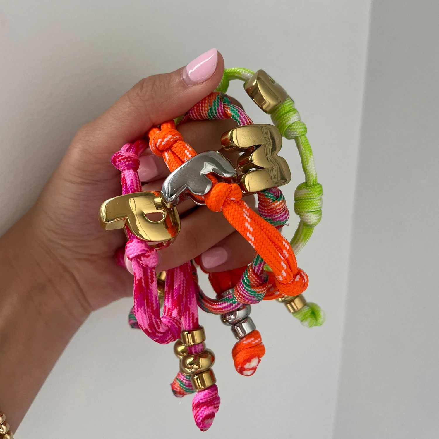 

Dive In Initial Bracelet DIY Bubbles Handmade Braided String Letter Bracelet Women Charm Sweet Colorful Beaded Heart JewelryGift