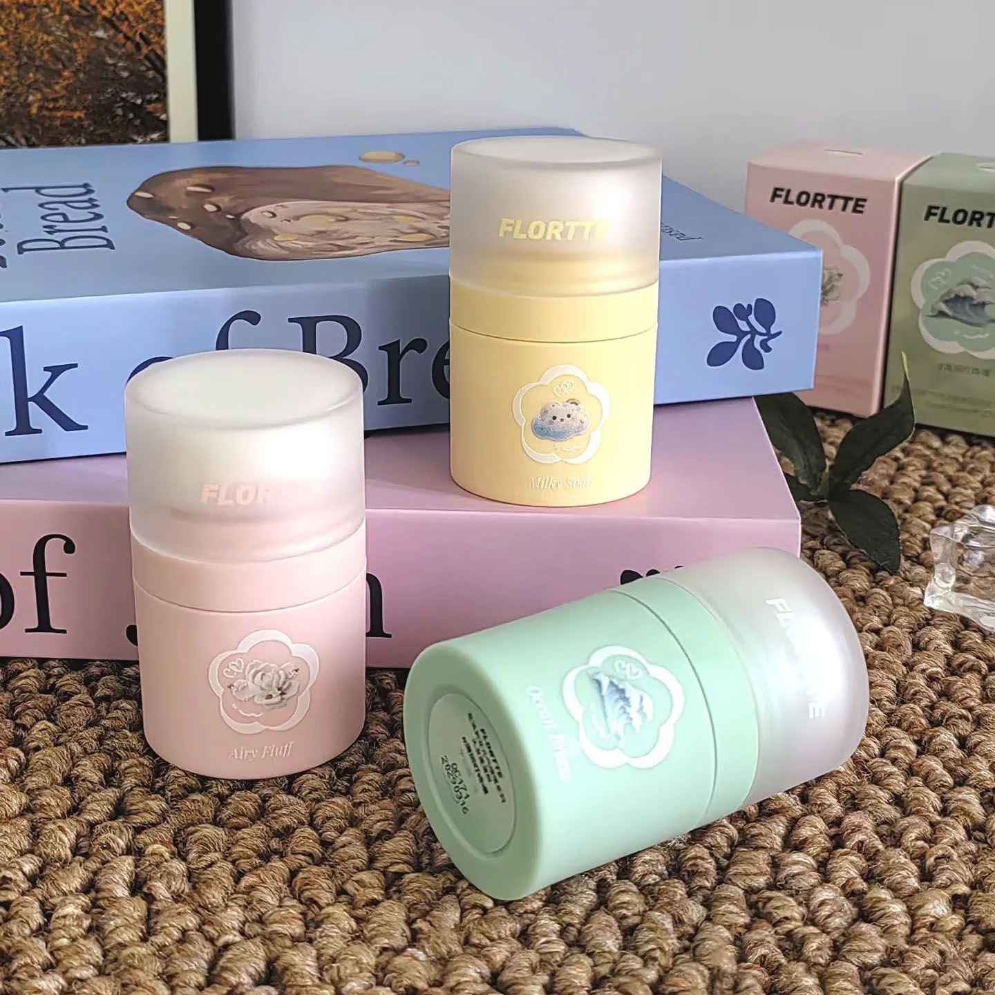 

FLORTTE Volumizing Hair Powder–Oil-Control for Bangs & Roots,Dry Shampoo,Fresh Scent Instant Hair Refresher