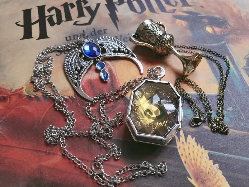 Hogwarts Magic Necklace Horcruxes Salazar Slytherin Halloween Pendant Cosplay Fashion Jewelry for Men Women Children Kids Gift