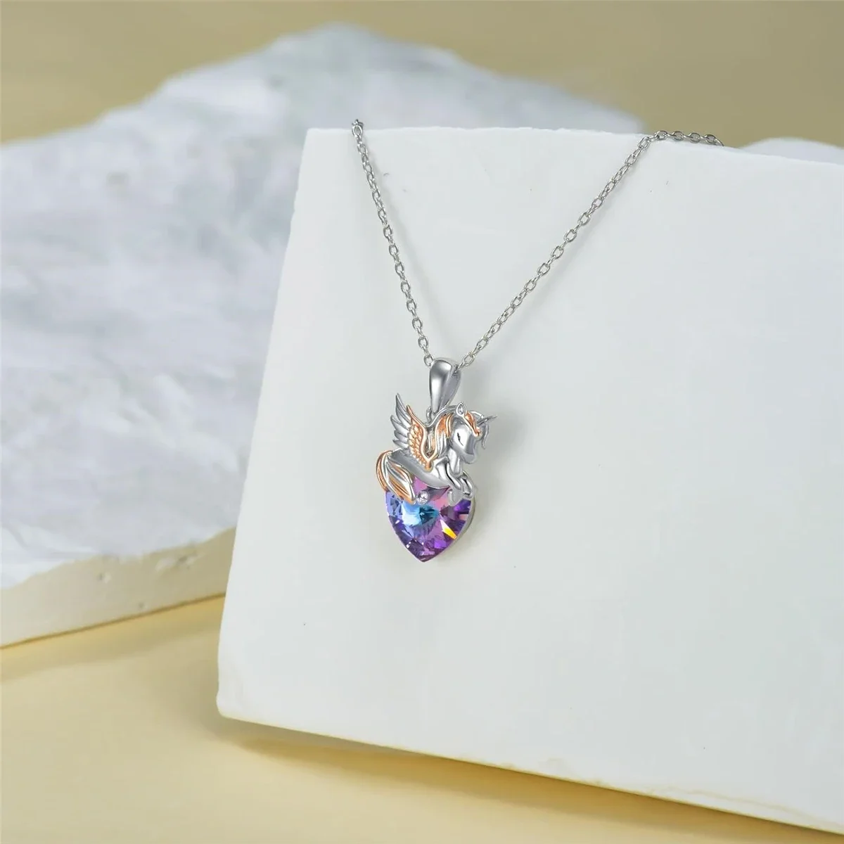 Creative Cartoon Fantasy Unicorn Heart Shape Pendant Necklace for Women Fashion Flying Pony Animal Jewelry Unique Birthday Gifts