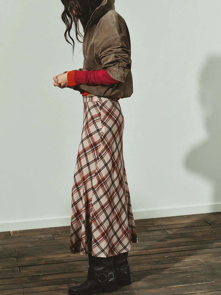 Falda Midi Redonda Invierno Mujer - close-up view