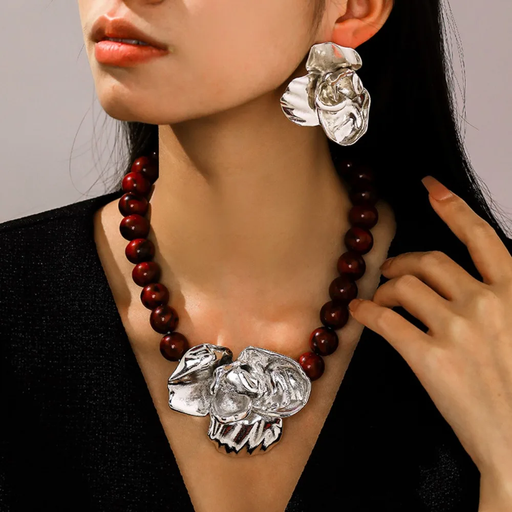 

Vintage Tassels Necklaces Earrings Baroque Exaggerated Flower Beaded Pendant Multilayer Retro Fashion Jewelry Sets Bridal