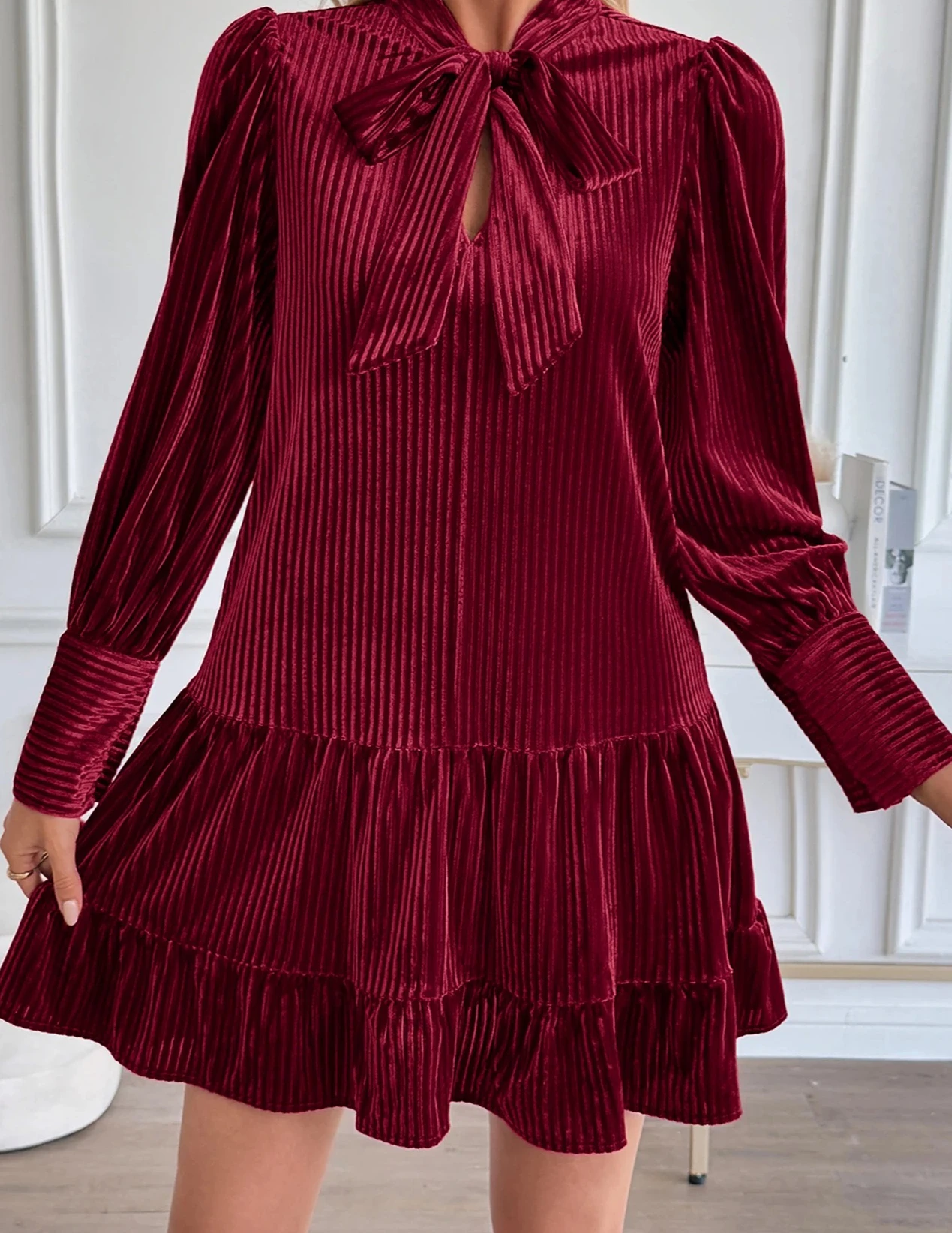 dress for women at theforeign trade evening banquet in Europe and America