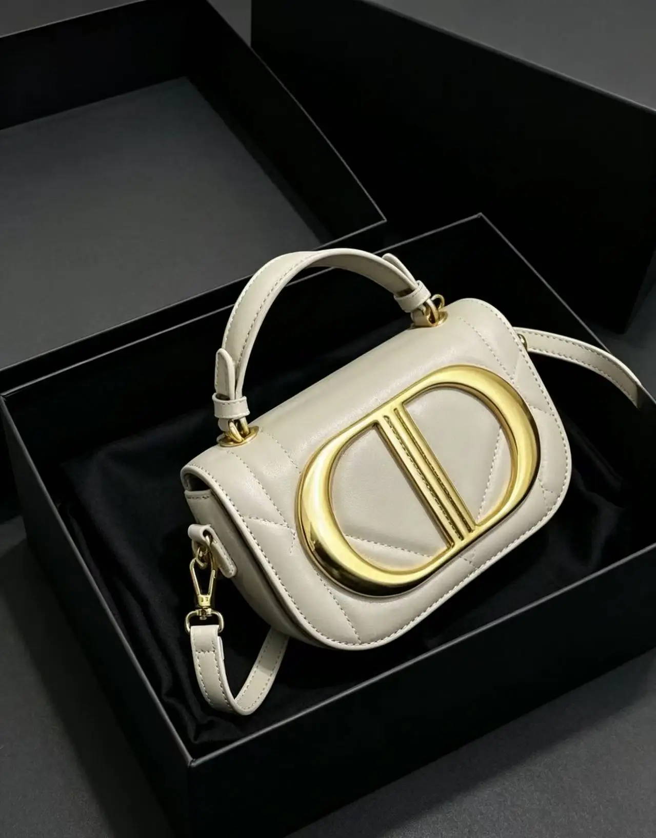 Minimalist Elegant Classic Diaper Bags For Women Designer Leather Tote Bag Vintage Large Capacity Luxury Fashionable