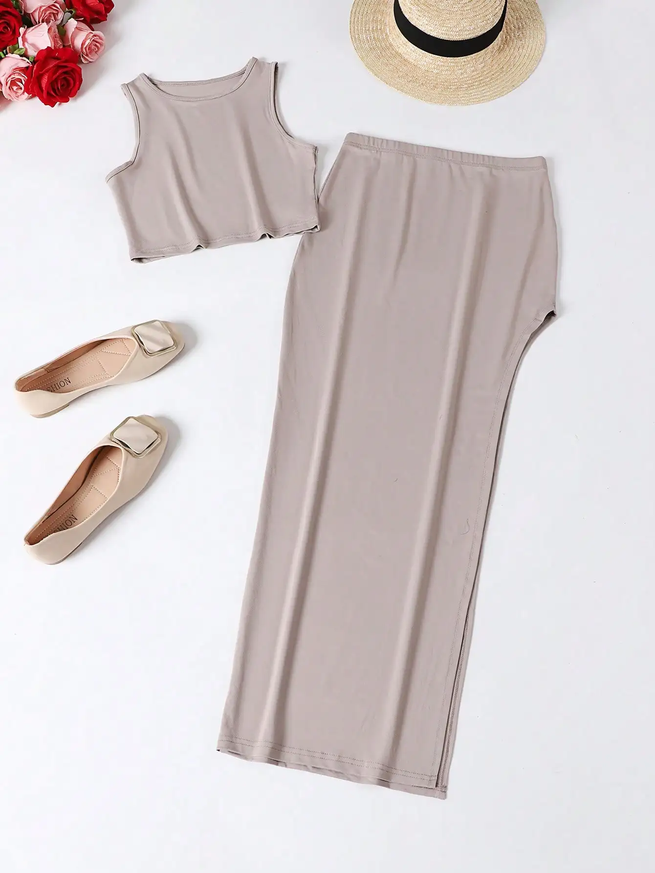 여성 여름 솔리드 컬러 라운드넥 탱크탑과 하이웨이스트 슬릿 미니스커트 섹시 의상 2종