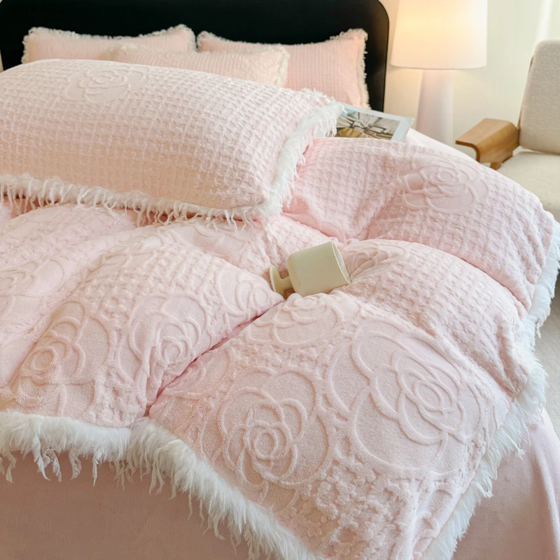 

Pink Rose Carved Velvet Warm Bedding Set White Short Plush Edge Duvet Cover Bed Sheet Pillowcases 3/4Pcs Single Queen King Size