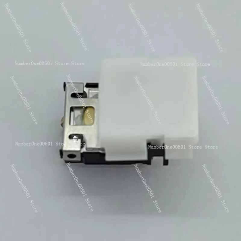 

5 brand new original push button switches Spot button type AB12-SF132