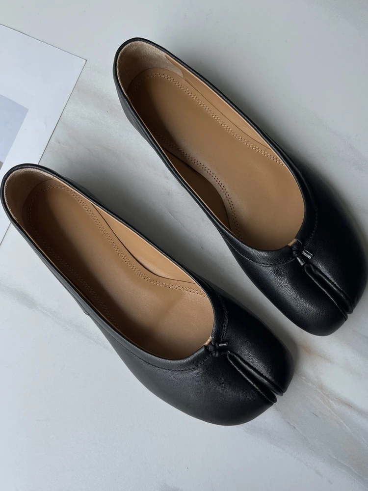 

MM6 New Sle Pig Toe oe из воловьей кожи с разделенным носком, женская летняя обувь с плоским ртом для балета и танцев oe, повседневная обувь без шнуровки