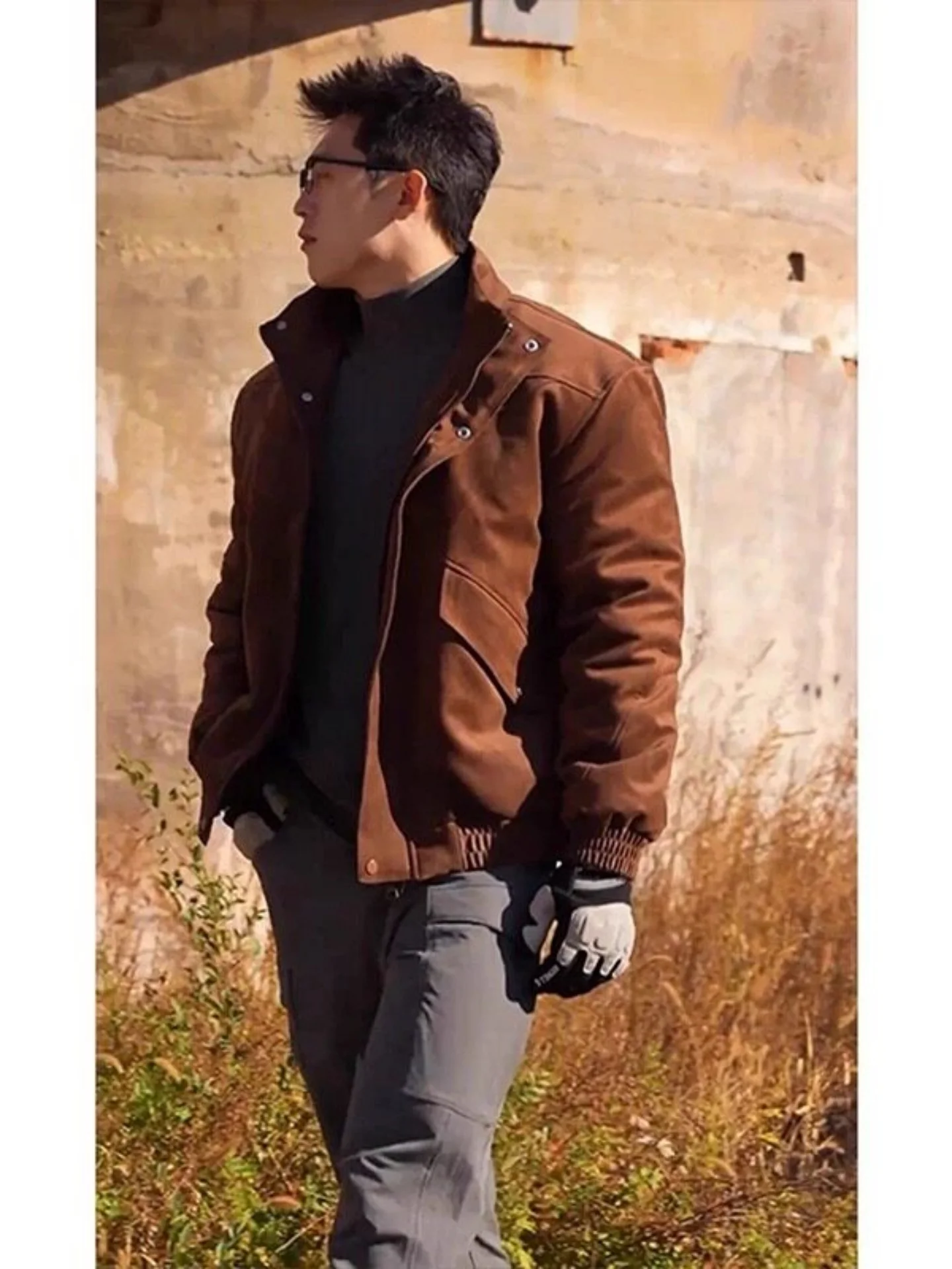 

Красная зимняя утепленная куртка из замши и хлопка с воротником-стойкой в американском ретро-стиле, лимитированная серия