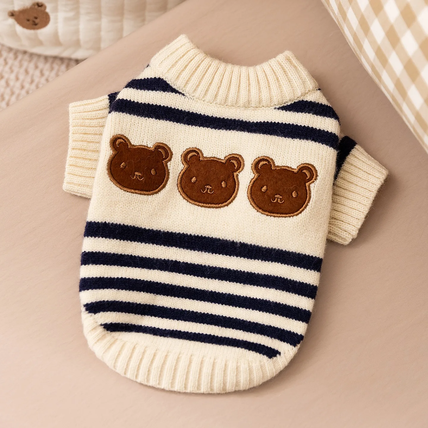 

Black Striped Dog Clothes Bichon Winter Clothes Schnauzer Warm Knit Sweater Cartoon Embroidered Two-legged Clothes