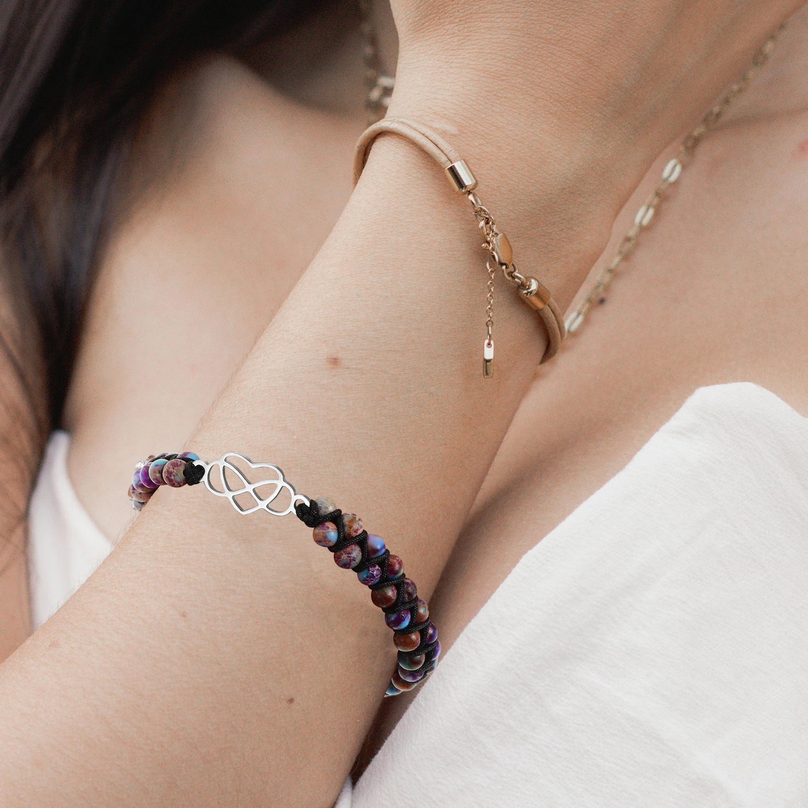 

Natural Stone Bracelet For Women Handcrafted Boho Adjustable Wrist Jewelry Heart Cutout Fashion Beaded Bracelet