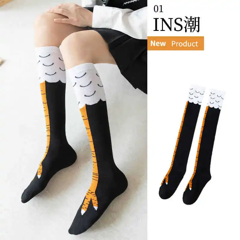 1/2 Pairs النساء جوارب طويلة إلى الركب العصرية الكرتون مضحك الدجاج مخلب الجوارب اللياقة البدنية الرياضة عادية سليم الساق طويلة جوارب أنبوبية النساء