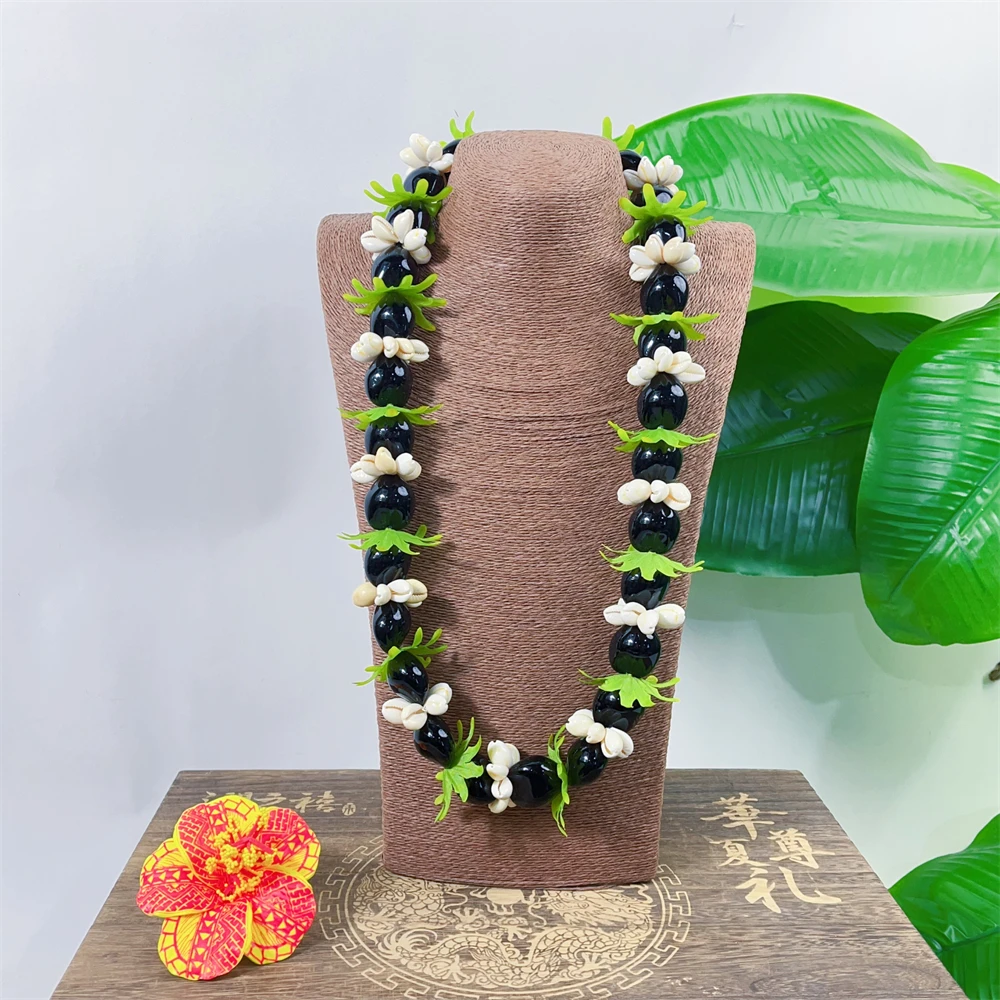 Hete Verkoop Populaire Hawaiiaanse Kukui Noot Shell Lei Met Cowrie Shell Groen Blad Hula Dansbenodigdheden Ketting 80Cm Snelle Verzending