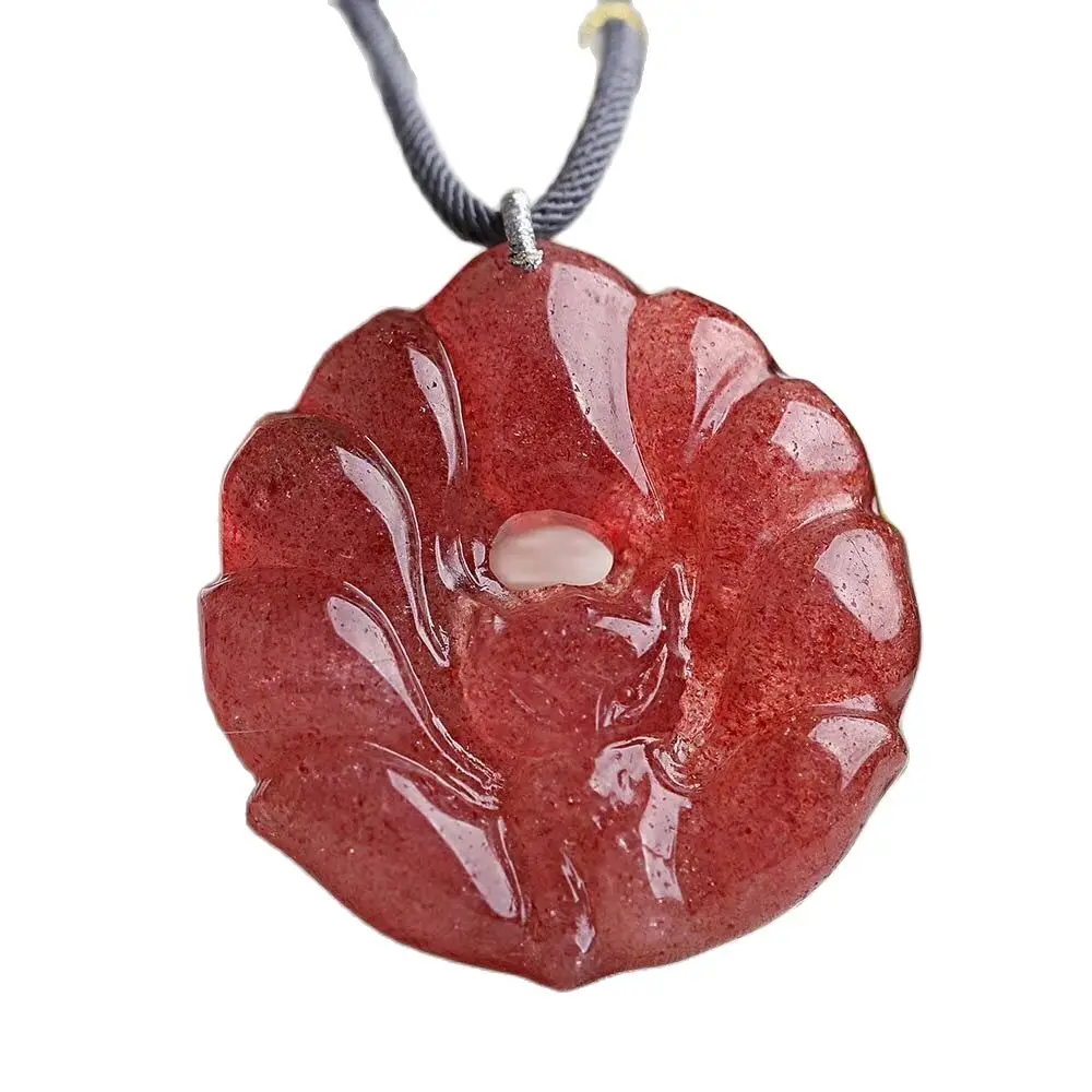 

Fine Strawberry Natural Crystal Pendants Hand Carved Nine Tails Fox Pendant Sweater Chain Necklace Lucky for Women Gift Jewelry