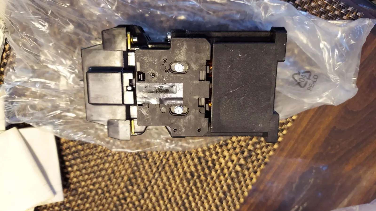 

Совершенно новый 3TC4417-5KV4 3TC4417-5KB4 3TC4417-5KB4Z-B01 Гарантия один год