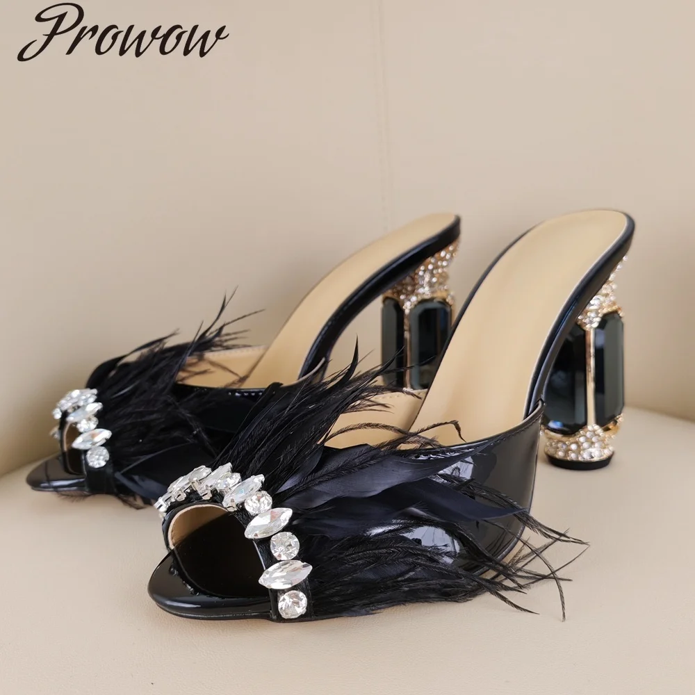 

Модные тапочки из лакированной кожи с перьями и стразами, женская обувь Zapatos Mujer