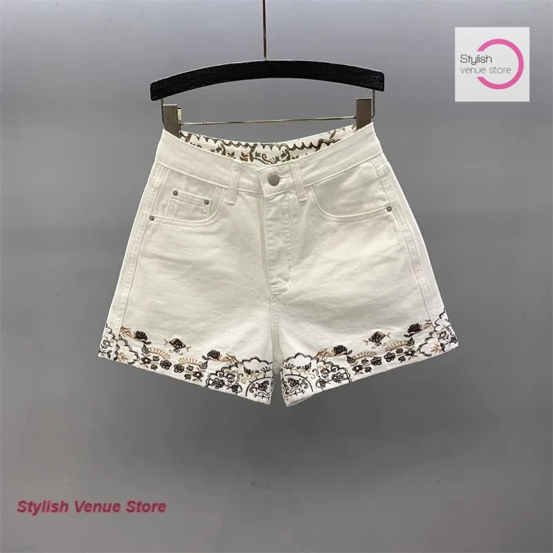 

Chinese style embroidered white denim shorts women's spring and summer new high waist loose casual Joker slim A wide-leg pants.