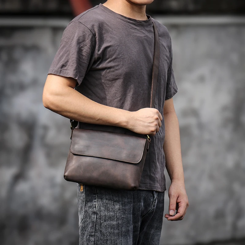 Crossbody Bags For Men Simple Vintage And Popular First Layer Cowhide Hardware Magnetic Buckle Men's Wrapped Flap Shoulder Bag