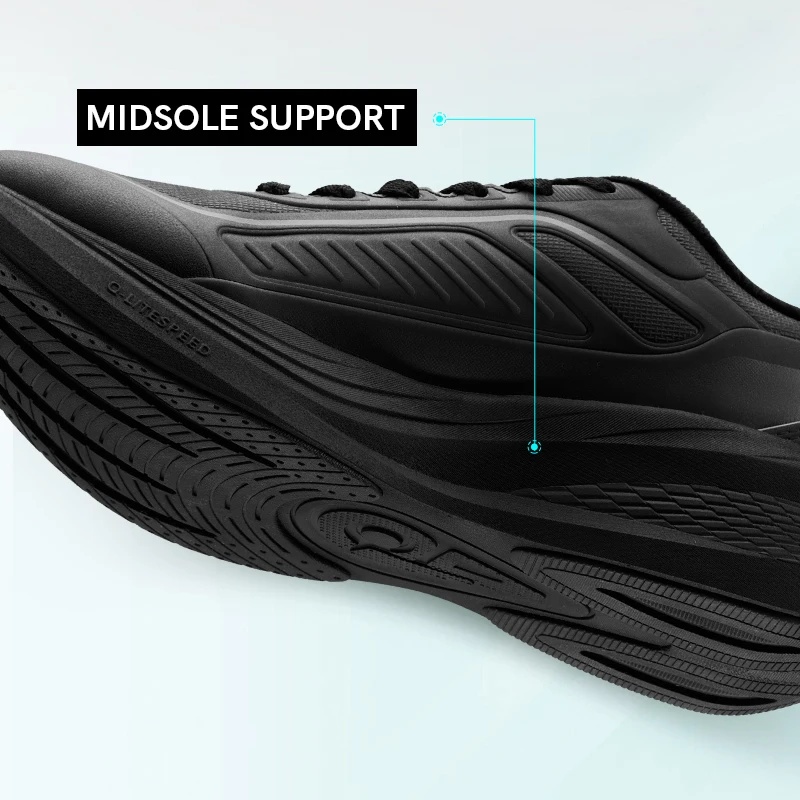 QIAODAN YUYI 4 الشتاء مقاوم للماء عدم الانزلاق احذية الجري الرجال 2025 امتصاص الصدمات خفيفة الوزن الصوف أحذية رياضية QXB023244007B