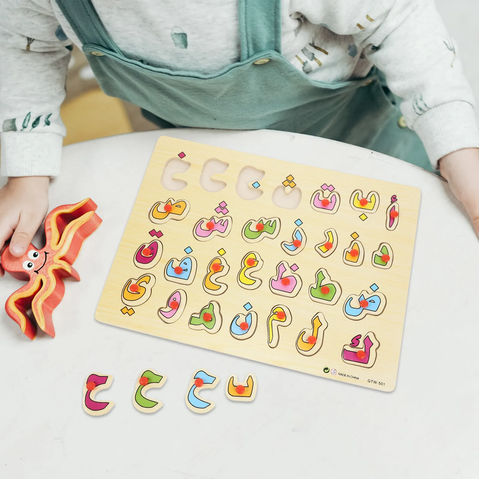 

Набор деревянных пазлов с арабским алфавитом: развивающая познавательная доска для детей, раннее обучение, развитие дошкольников