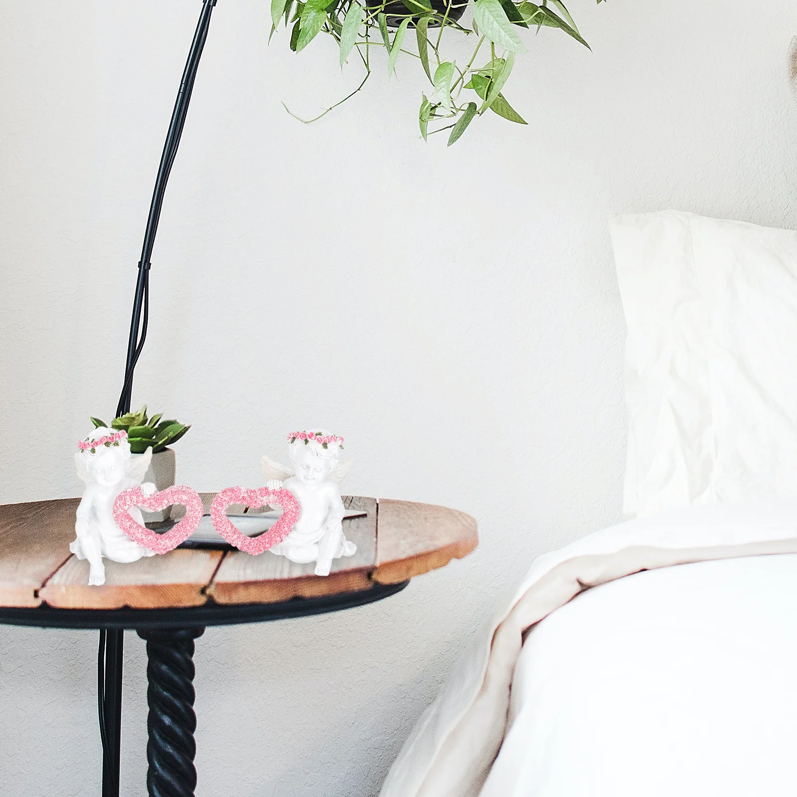 

1Pair Lovely Angel Ornament Exquisite Resin Art Sculpture for Room Restaurant Decorative Scene Layout Photography Prop Gift