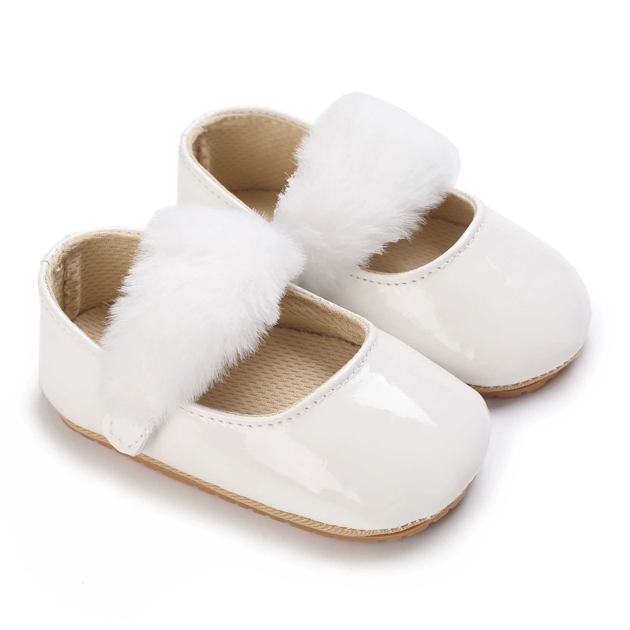 أحذية أطفال بناتي لحديثي الولادة من سلسلة بيضاء أحذية مقدمة القدم من جلد البولي يوريثان مسطحة القاع ونعل ناعم أحذية أطفال بفيونكة أحذية الأميرة للأطفال