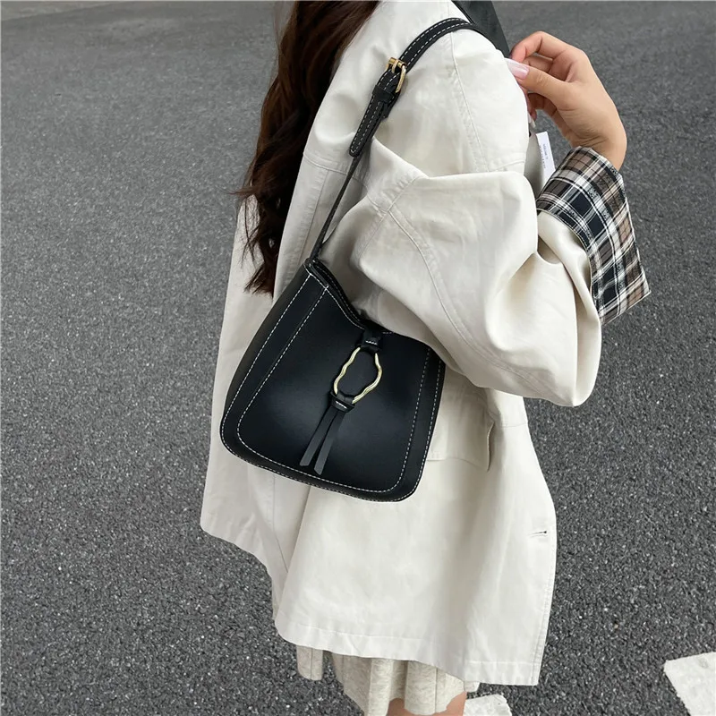 

2025 A/W Women‘s Underarm Bag, Vintage Chic Shoulder Crossbody Purse, Genuine Leather Large Capacity Multi-way Tote for Work