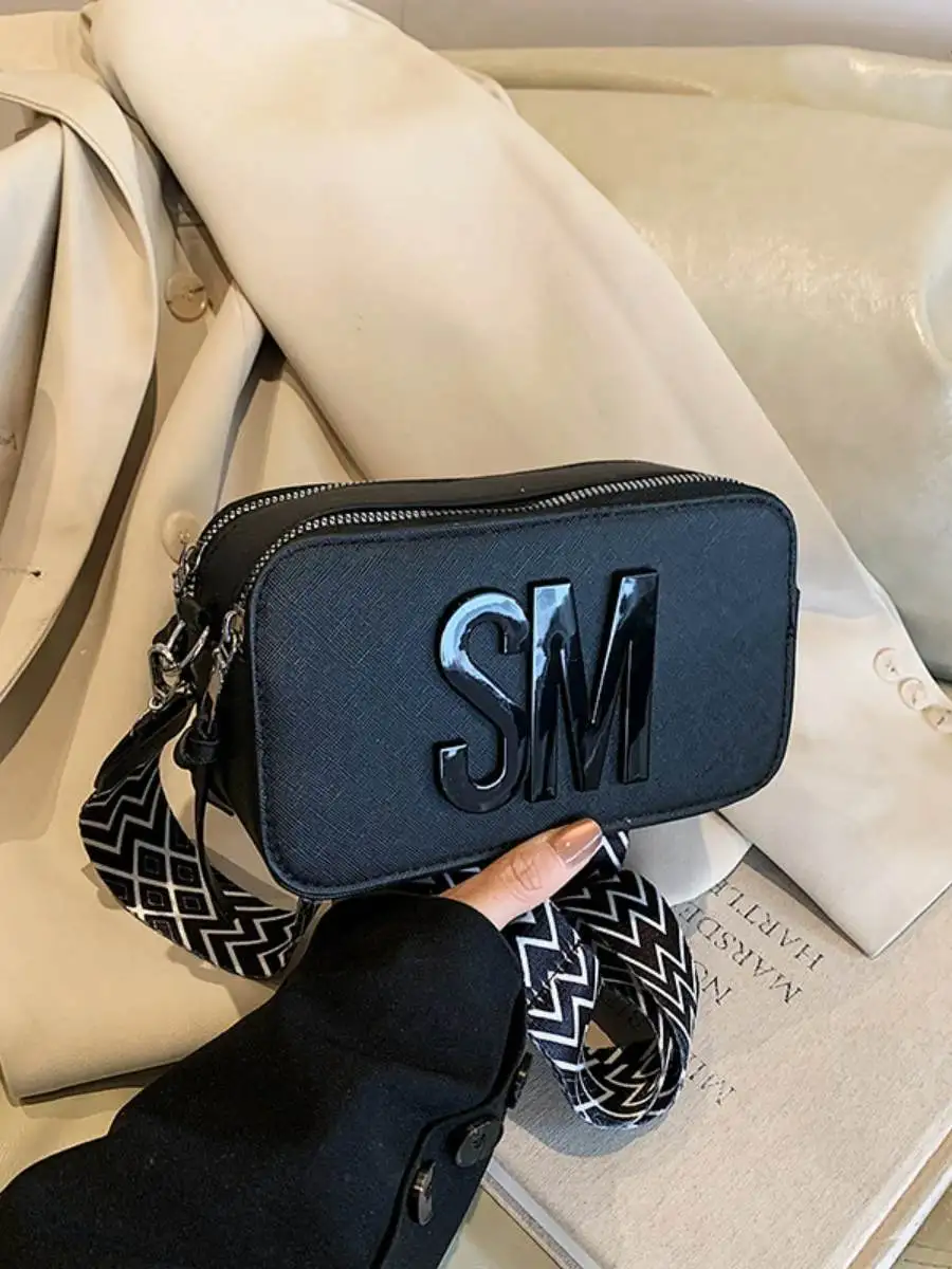 

Trendy Versatile Women's Camera Bag Quali Small Square Casual Single oulder Luxury Crossbody Bag Wide Strap Letter Women'...