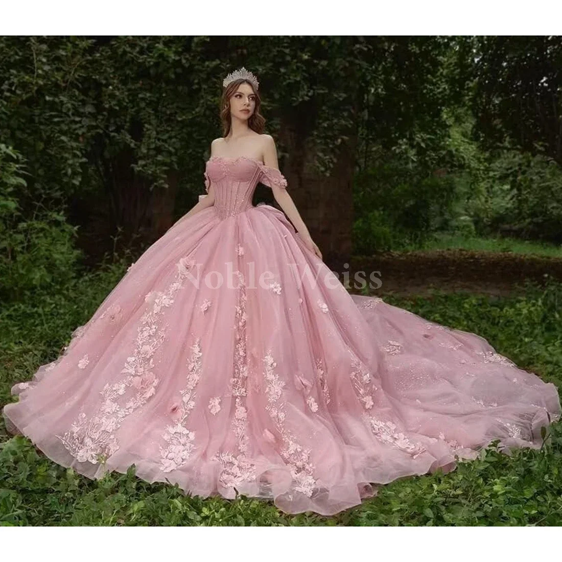 

Off Shoulder Quinceanera Dresses Puffy Organza Beaded Sweet 16 Dresses Lace Applique Prom Dresses Long Ball Gown Customized