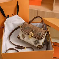 Women's Retro PU Leather Shoulder Bag Fashion Chain Handbag Crossbody for Daily Use