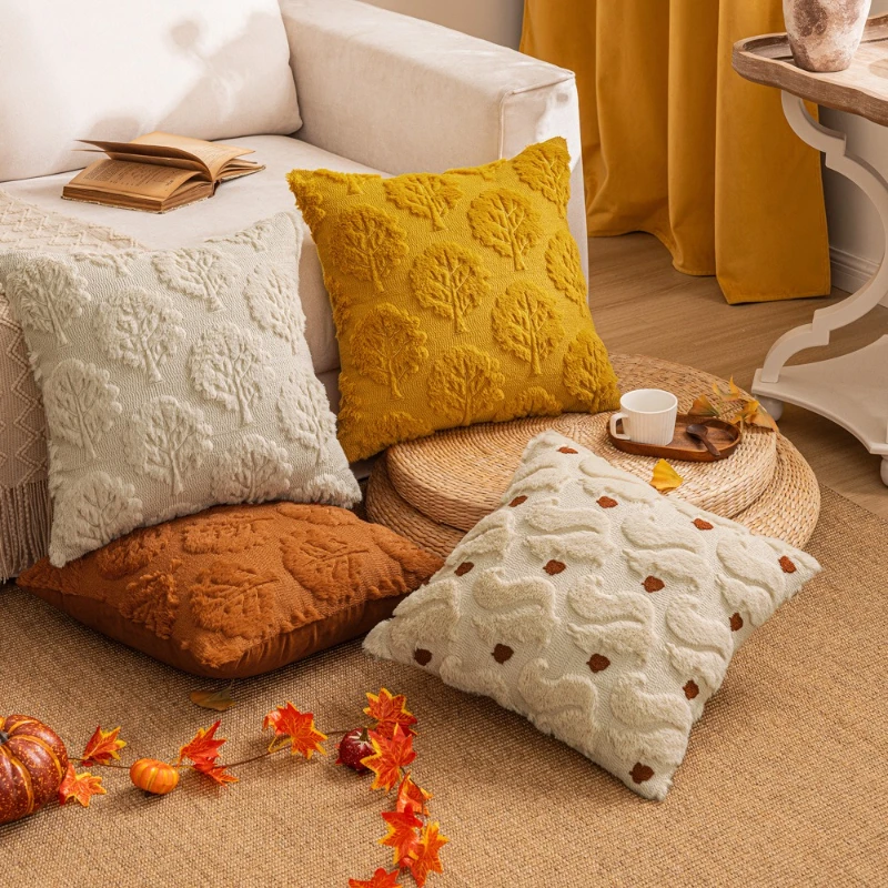 

Autumn Plush Throw Pillow Cover 45X45/50X50CM Squirrel Maple Leaves Waist Cushion Cover Decor Home Decorative Pillowcase