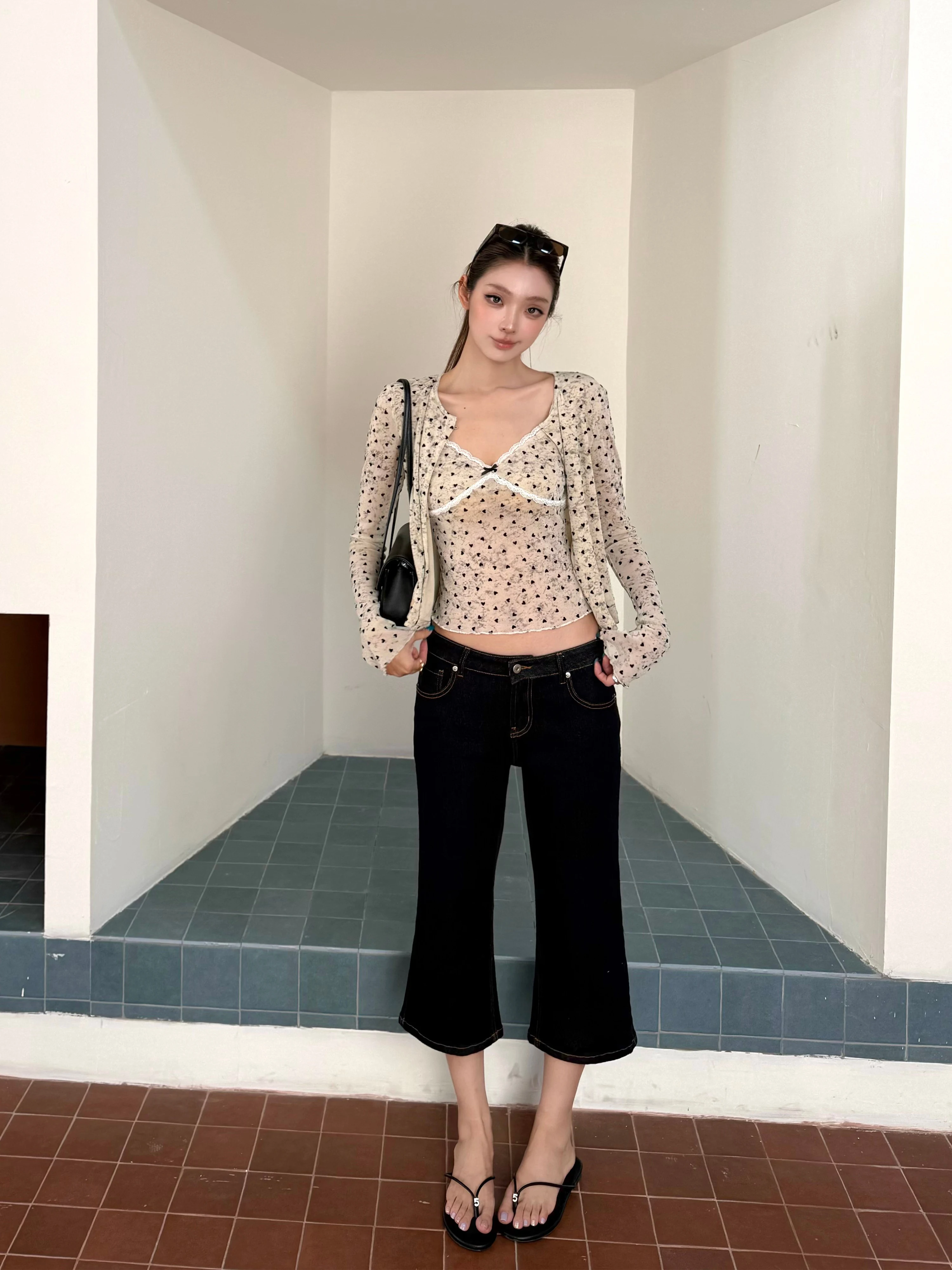 ZhouMiao Vintage High Elastic Slim Fit Seven-Foot Jeans Women's Micro Flared Denim Pants Natural Waist Cotton Straight Leg