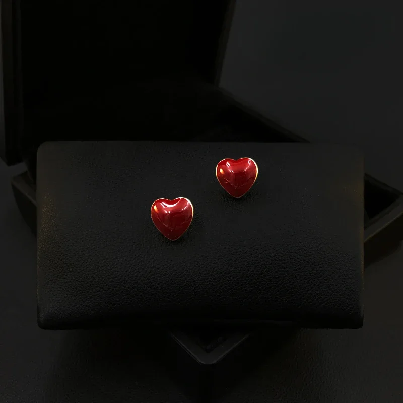 

Mini Fashion Red Love Heart Brooch Women Neckline Anti-Exposure Buckle Suit Collar Pin Accessories Clothes Corsage Jewelry 5806