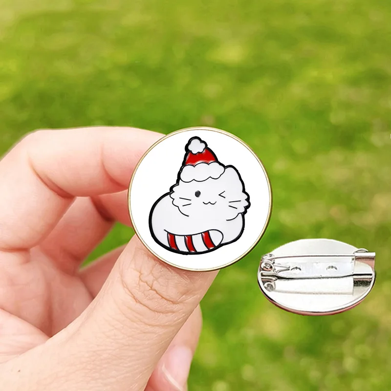 11 قطعة دبابيس عيد الميلاد 2024 لطيف سانتا كلوز الأيائل شجرة عيد الميلاد الغزلان الفن صور شارة بدبابيس معدنية للرجال والنساء