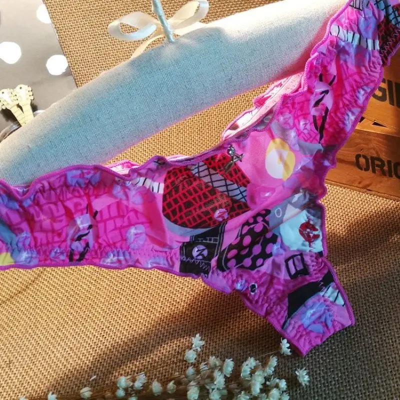 

Women Thong Printed Ice silk Low Waisted Sexy T-back Ruffled Sissy Pure Cotton Inner Crotch Comfort G-string Private Party