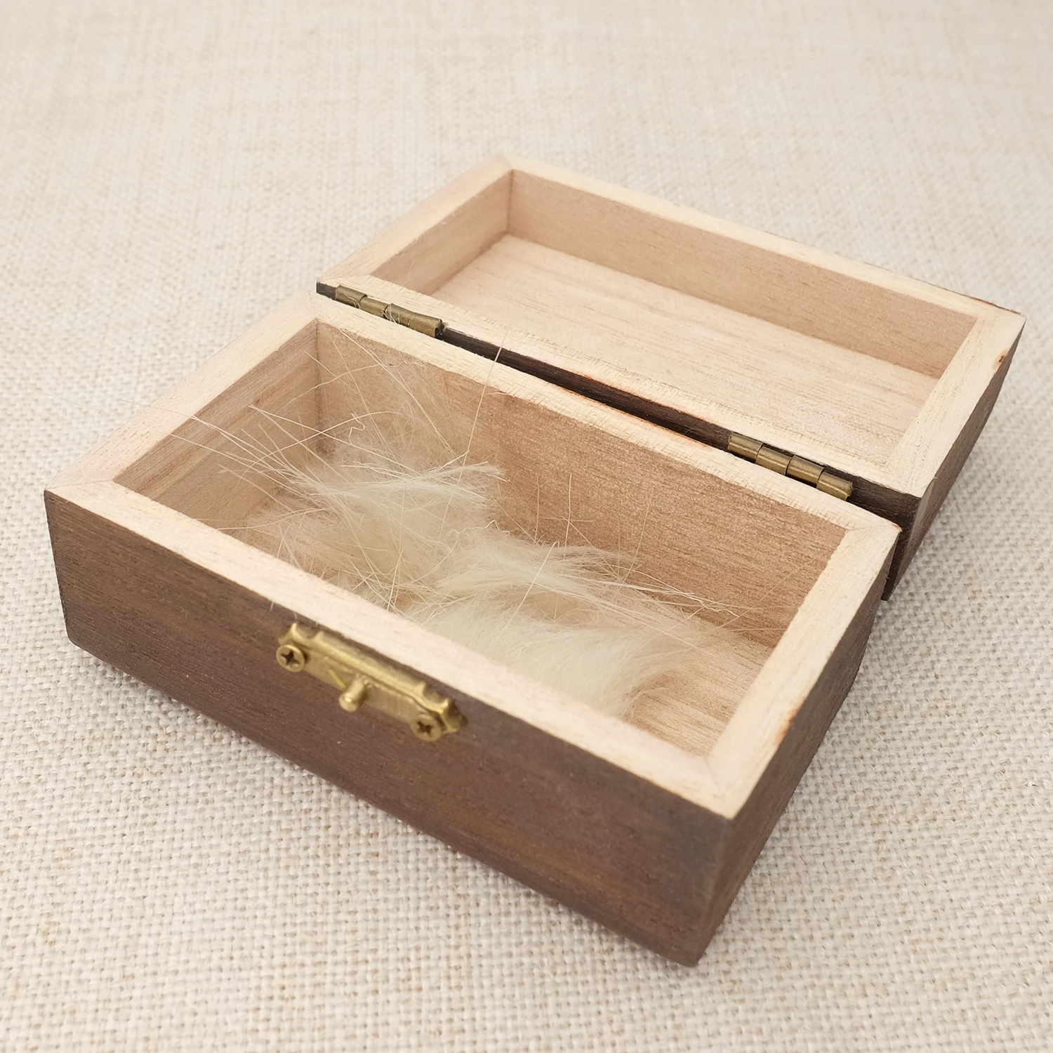 Custom Pet Fur Box, Personalized Urn for Pet Ashes, Engraved Wood Box for Pets, Ashes Urn for Pets, Keepsake Box