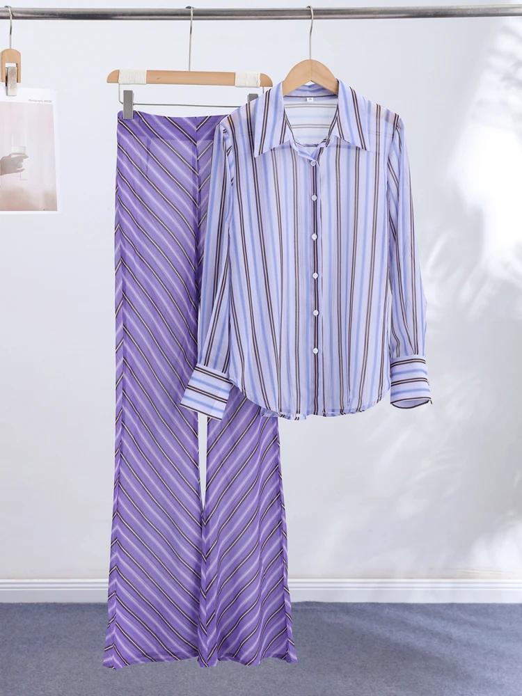 Gestreiftes, durchsichtiges Revers-Langarmhemd mit Hose für Damen – Sexy Bluse mit unregelmäßigem Saum und ausgestellter Hose – Schickes Damen-Set – Detail 1