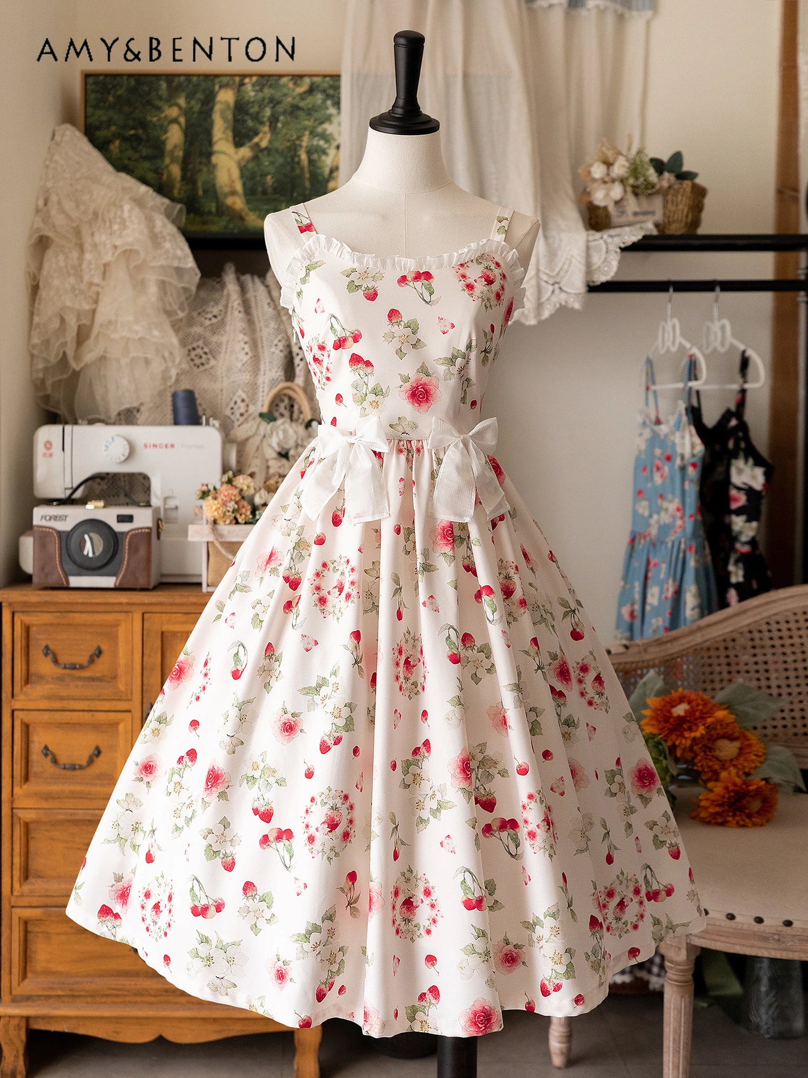 

Spring and Summer Original Retro Printed Sleeveless Slim Dress Sweet Cute Lolita Sling Dress for Women Mori Style Girl Dresses